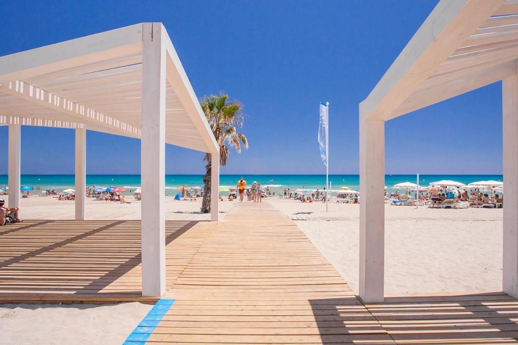 Club Del Mar L24 Apartment Alicante Exterior photo